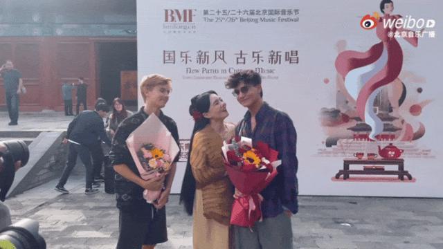 还记得唱《忐忑》的龚琳娜吗？隐藏的育儿大师？