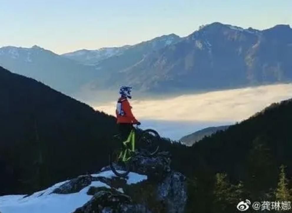 还记得唱《忐忑》的龚琳娜吗？隐藏的育儿大师？