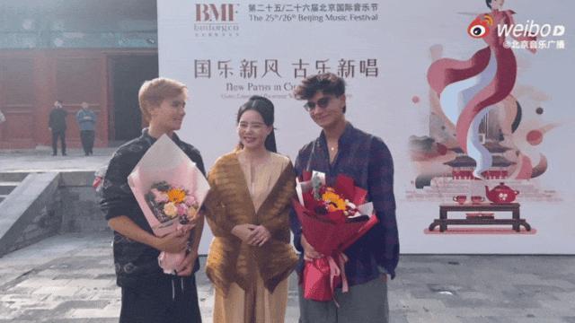 还记得唱《忐忑》的龚琳娜吗？隐藏的育儿大师？