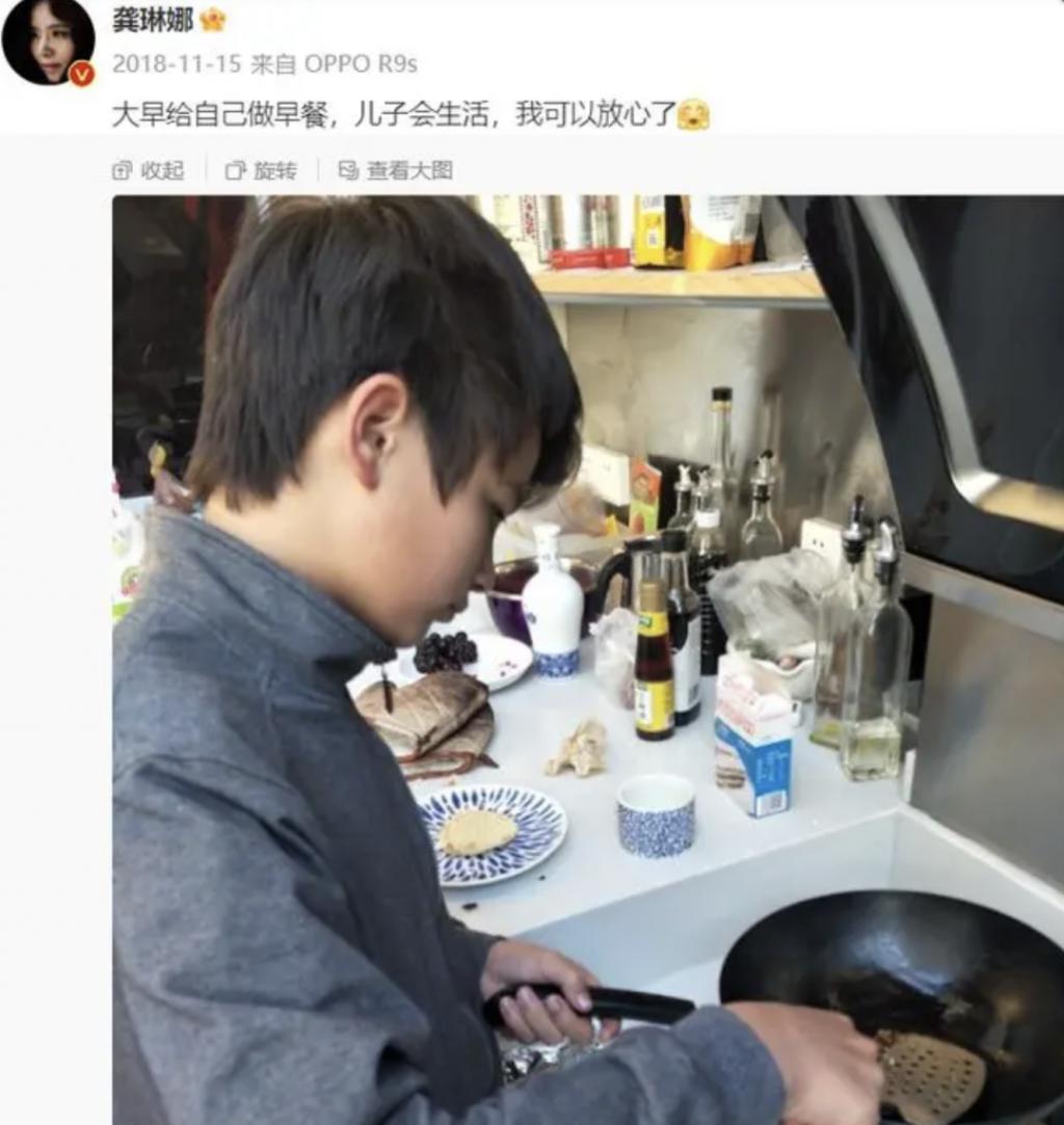 还记得唱《忐忑》的龚琳娜吗？隐藏的育儿大师？