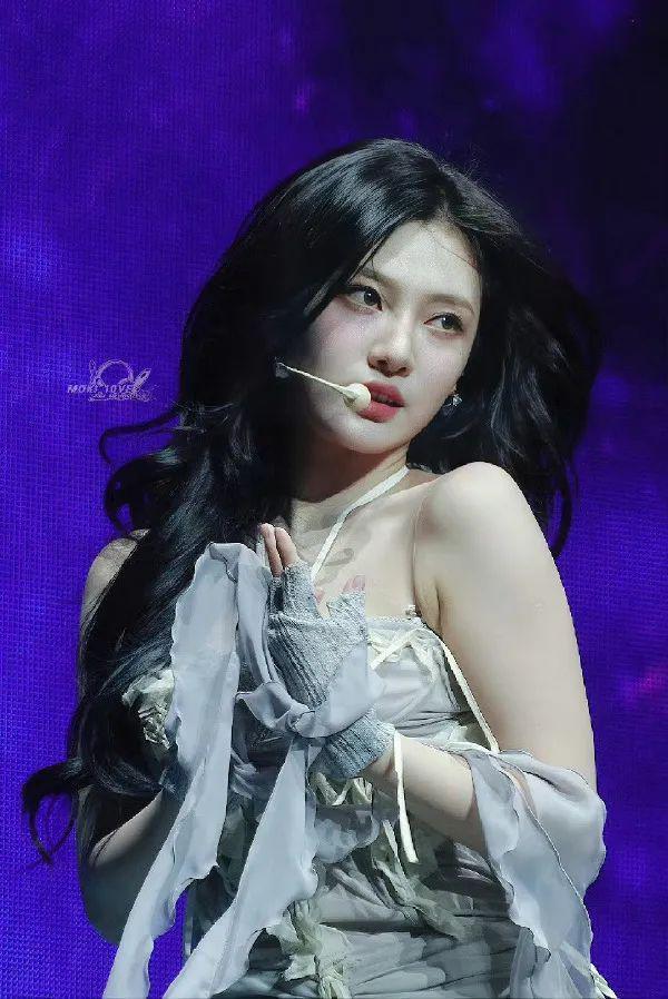 都在心疼爱豆,可谁心疼她们的粉丝?