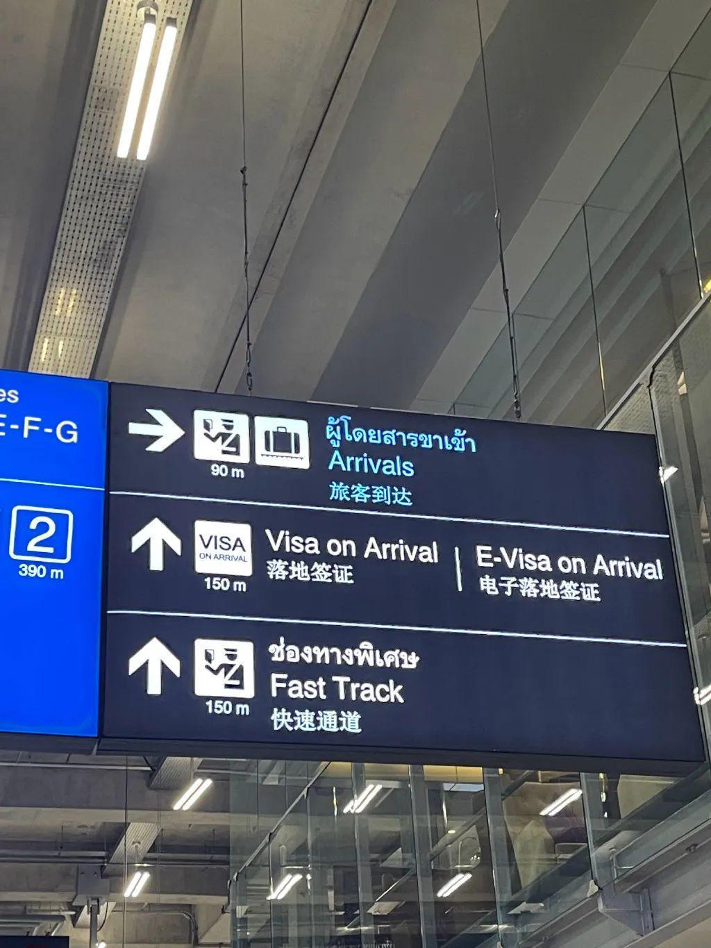 都在心疼爱豆,可谁心疼她们的粉丝?