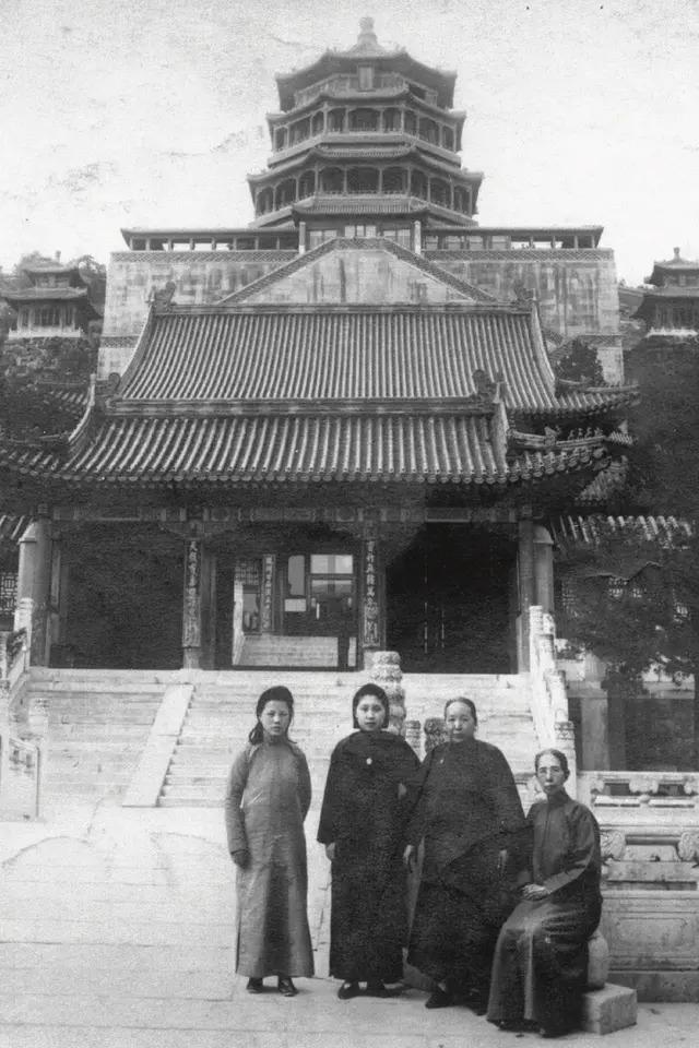 导演郭宝昌：儿时2次被卖，背叛养母，用38年创作《大宅门》