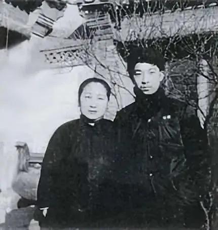 导演郭宝昌：儿时2次被卖，背叛养母，用38年创作《大宅门》