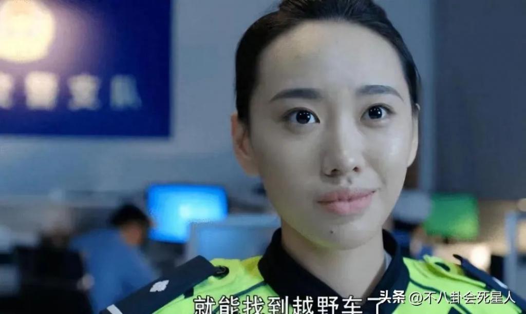 又来一位“关系户”，欧阳娜娜妹妹参加选秀，颜值普通被嘲