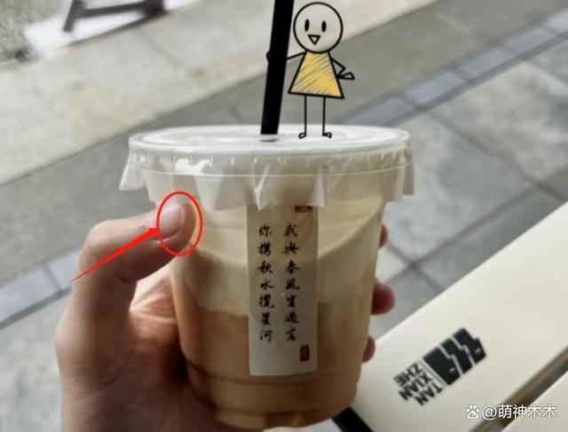 赵丽颖工作室评论区沦陷！和王一博传绯闻惹怒粉丝，要求撇清关系