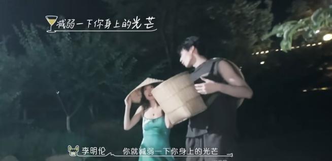 她恋综翻白眼,这男的这么无语?