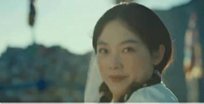 不谈恋爱后，疯过了头？