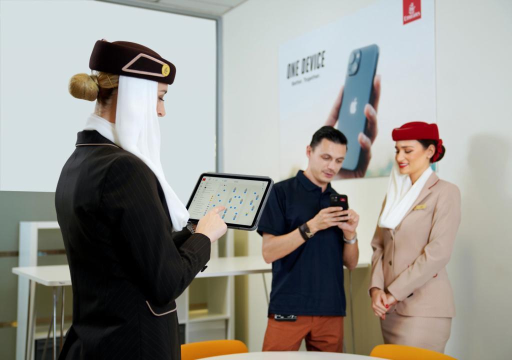 阿联酋航空公司为 2万名空乘人员装备苹果iPhone/iPad