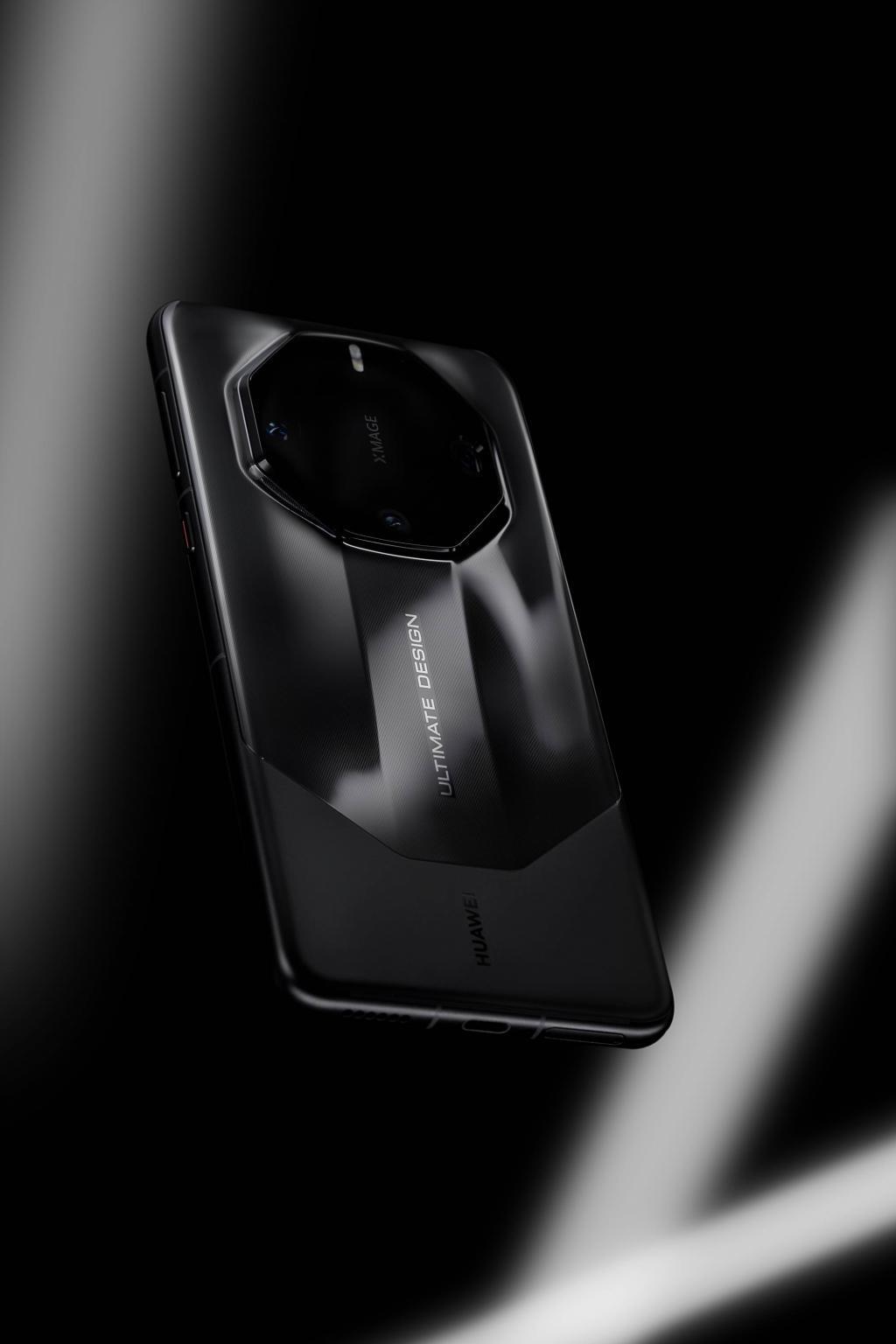 华为 Mate 60 RS 非凡大师：高端之上，领创极致