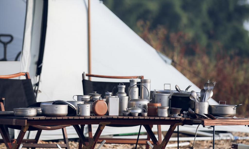 被iPhone带火的「钛」，正在快速走向大众化