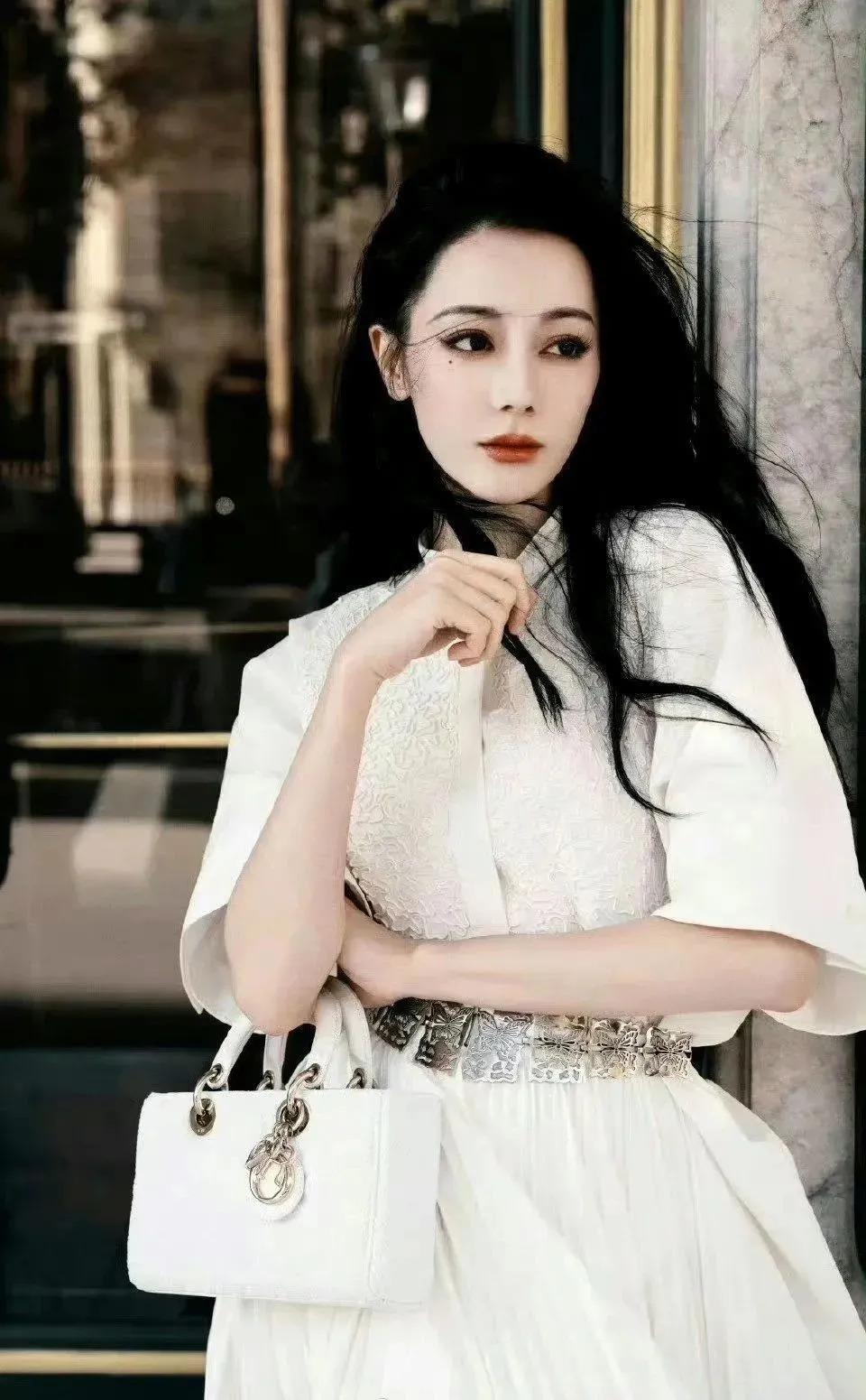 Lisa大翻车后，我开始担心杨紫和赵露思了