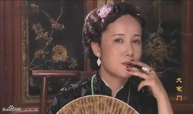 《大宅门》老演员聚会照曝光 66岁陈宝国罕见露面