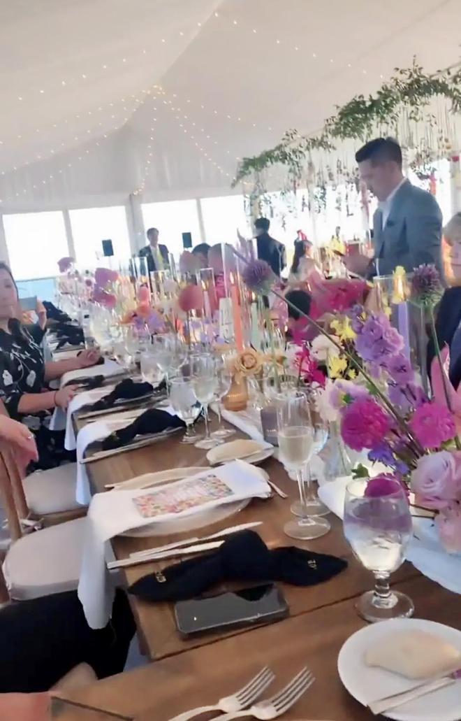 孔孝真庆结婚一周年与老公旅游 首晒夫妻正面合照