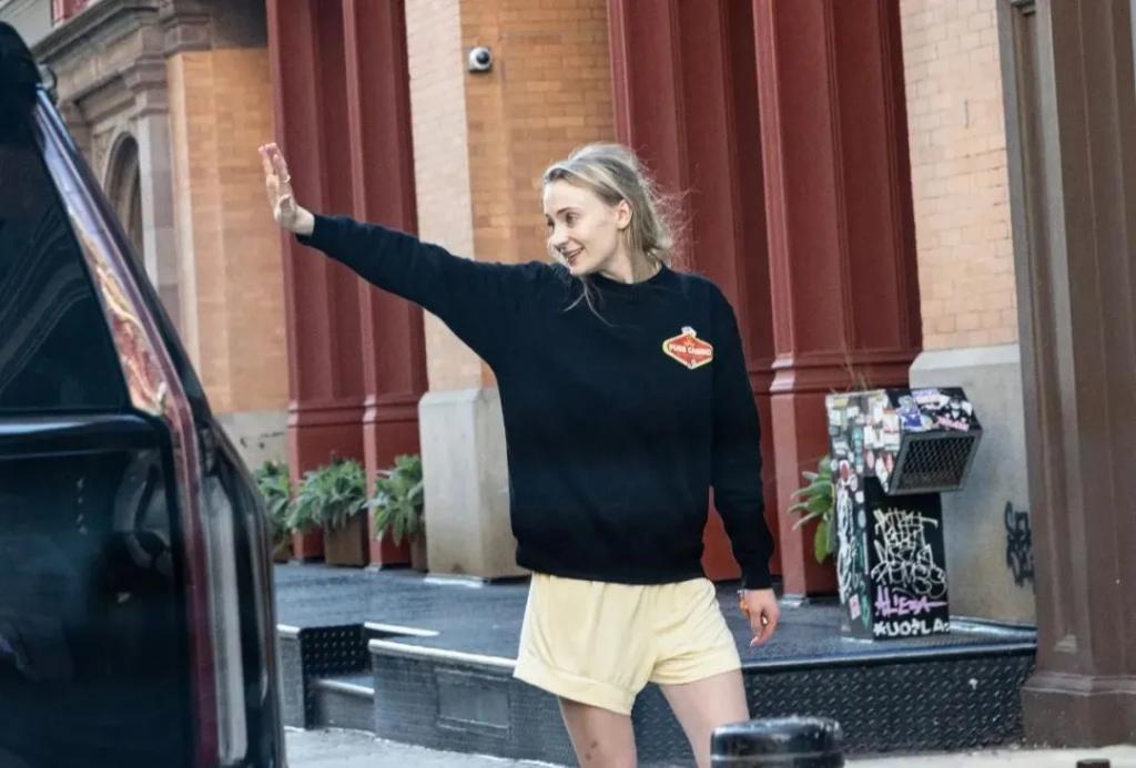 “三傻”“二乔”离婚，昔日爱侣对簿公堂开启抢娃大战？