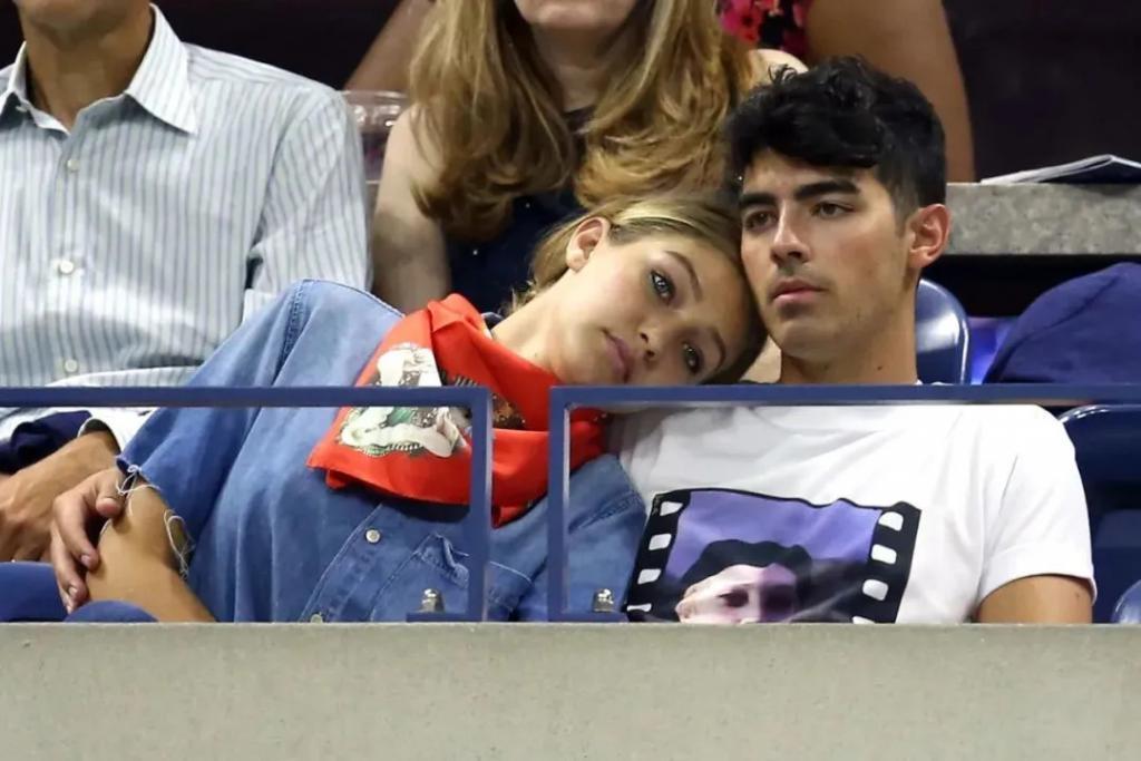 “三傻”“二乔”离婚，昔日爱侣对簿公堂开启抢娃大战？