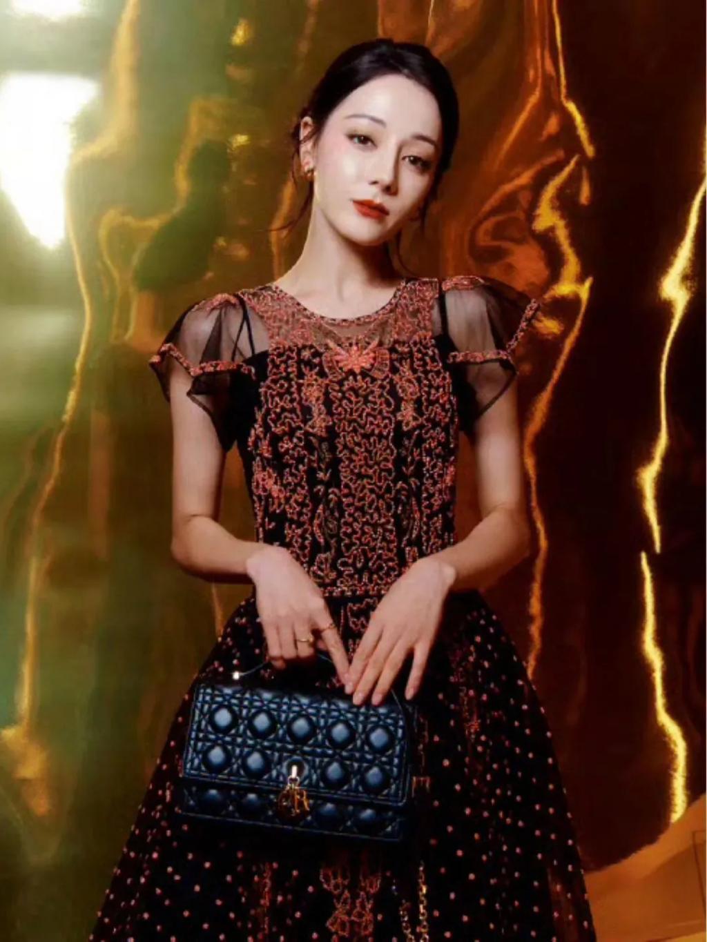 内娱女明星的脸，都被她丢完了？