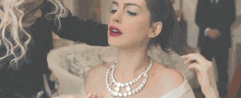 内娱女明星的脸，都被她丢完了？