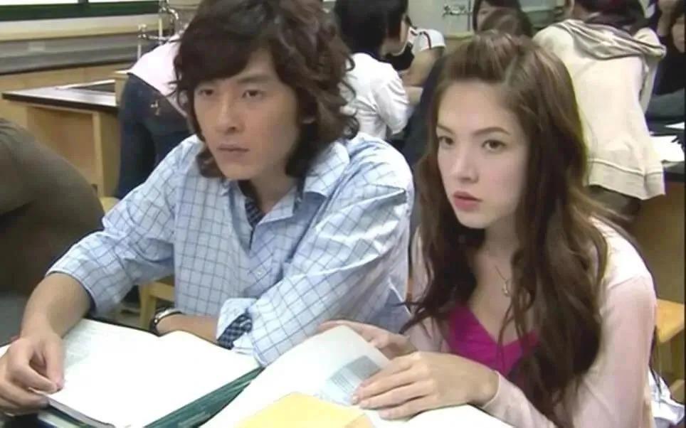 好久不见许玮甯了？现身釜山国际电影节？