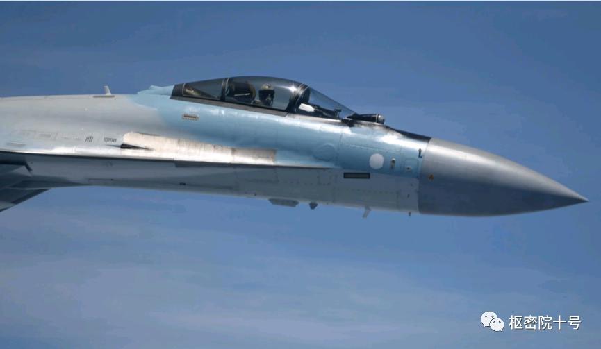 美媒：P-8A巡逻机在南海遭解放军拦截时，正在跟踪山东舰