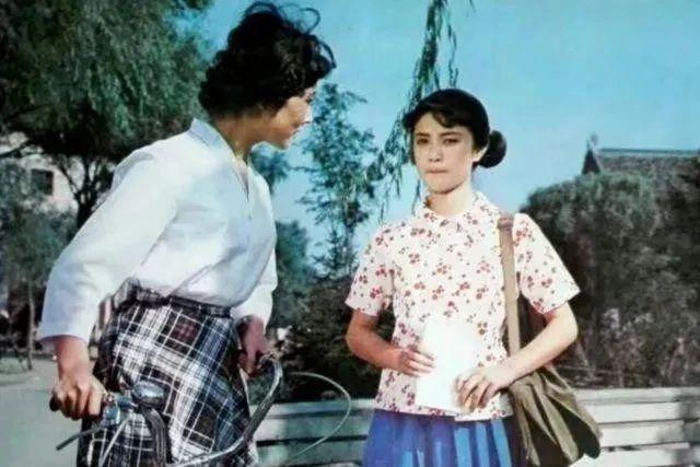 实惨！圈内第一美女被抓，儿子突然离世