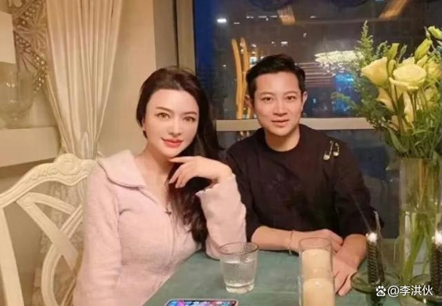 狗血且真实，双方各执一词，又有人举报罗中旭婚内出轨了