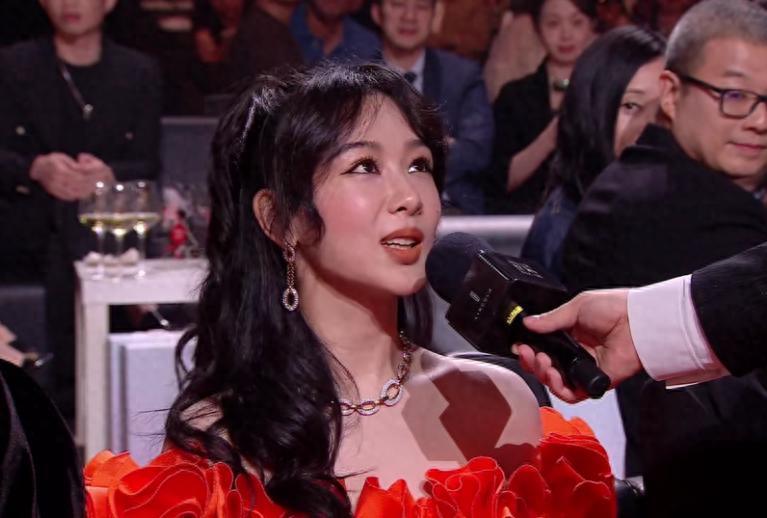 一阵子不见判若两人！杨紫最出圈，黄绮珊神似吉娜