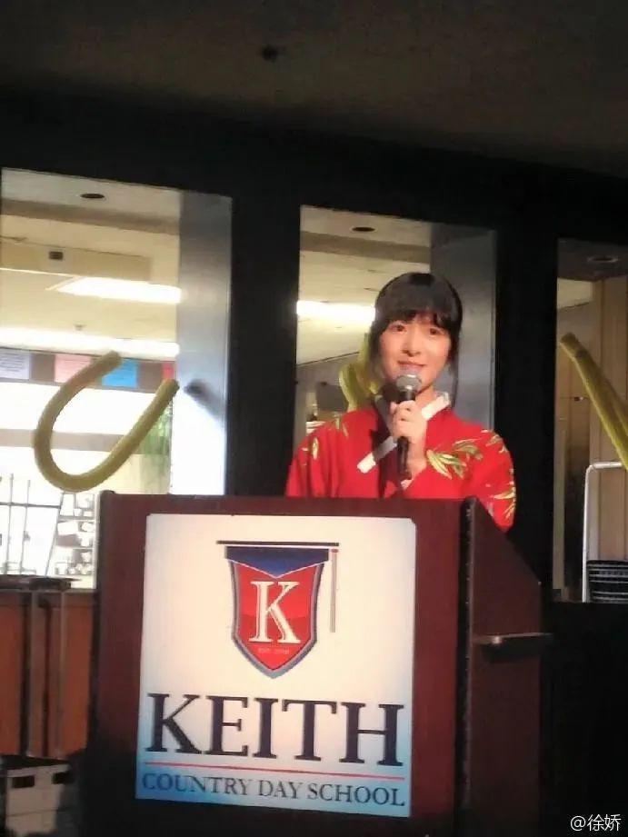 Angelababy和张嘉倪要是有她这觉悟就不会被骂了!