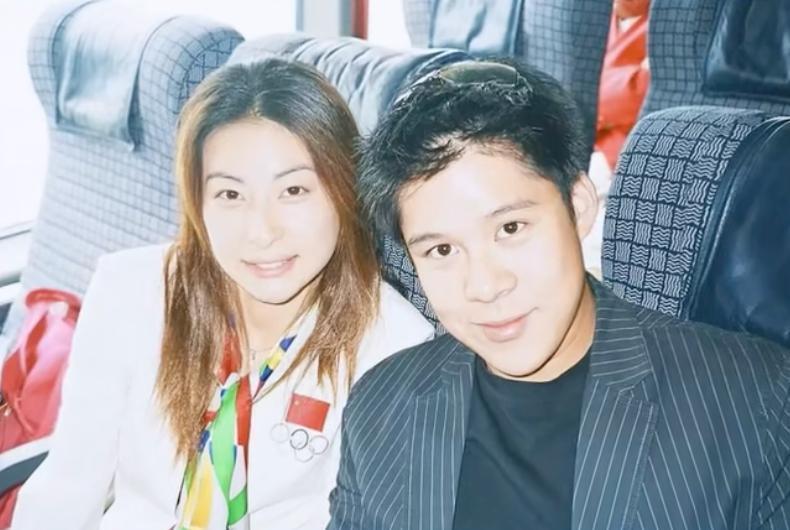 郭晶晶:“他是富豪,我还是冠军呢。”