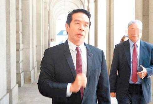 痞帅“师奶杀手”屡次被绿，前妻靠卖保险挤进上流社会？