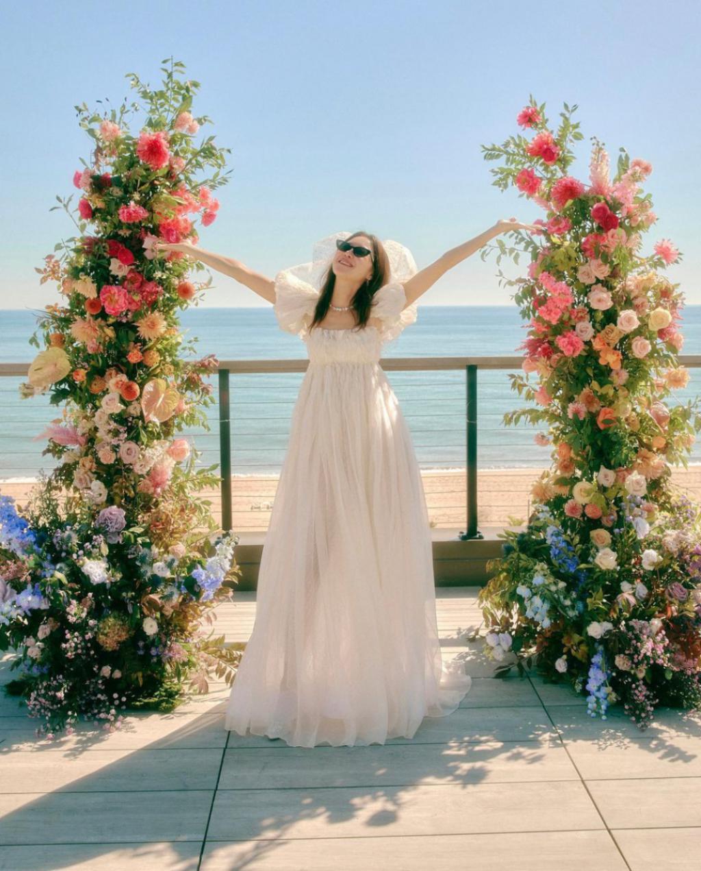 结婚一周年快乐！请狠狠幸福！