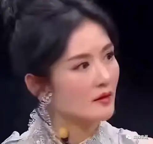朱一龙嘴瓢“开车”，那些一开口就刹不住车的明星