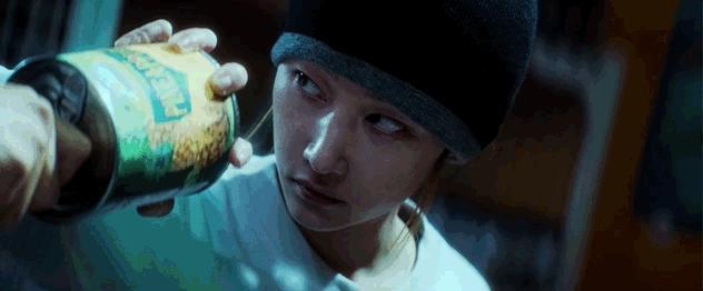 太猛了！从头杀到尾，活该她爆！