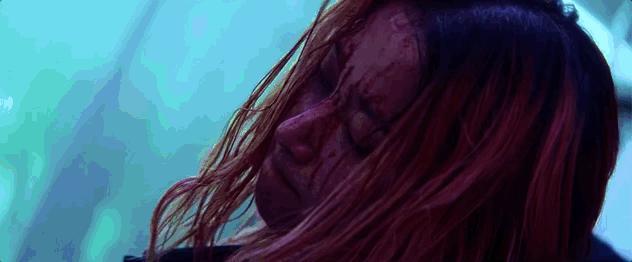 太猛了！从头杀到尾，活该她爆！