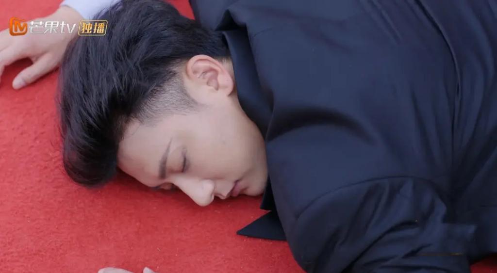 又油又尬，近期最差！黄子韬这次狗带了