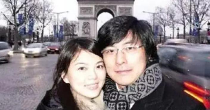 官宣离婚！大导出轨N次，芒果亲女儿不忍了！