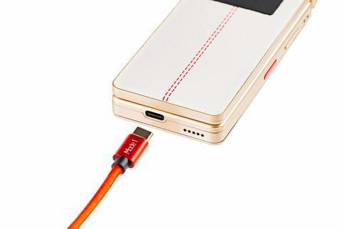 日本一企业推出复古翻盖智能机：搭载Android 13、4800万像素镜头