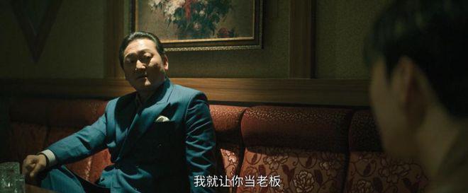 Disney 韩剧杀疯了，《超异能族》之后又出一部硬核黑帮剧