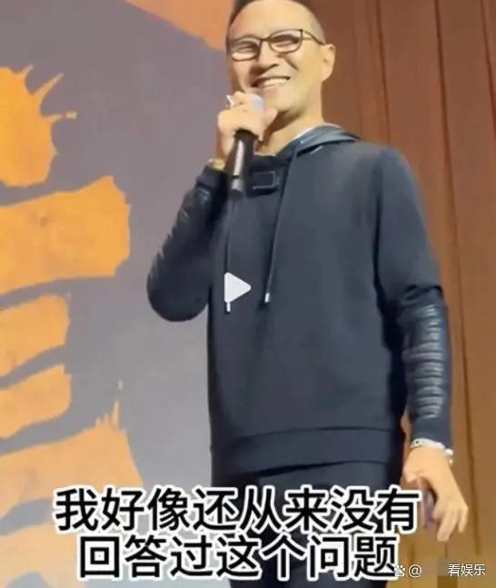 汪峰首次回应热搜梗：我真的不知道为什么！我也很崩溃