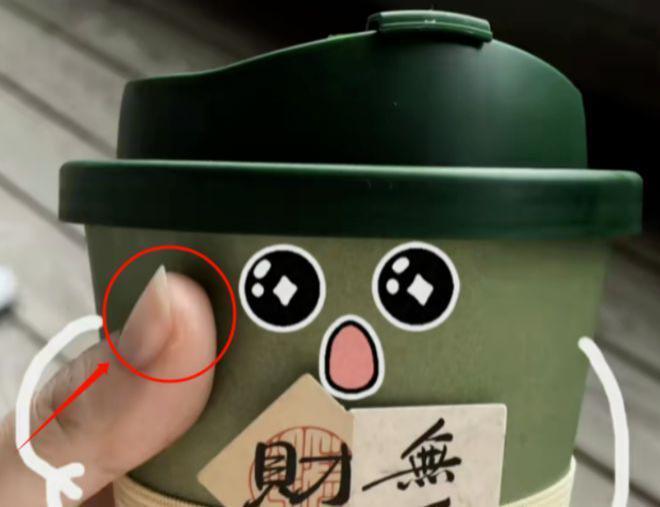 被传恋情绯闻，赵丽颖王一博同时更新动态