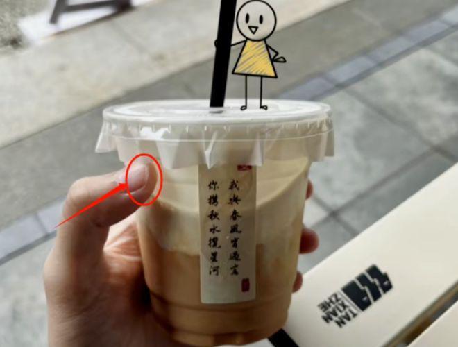 被传恋情绯闻，赵丽颖王一博同时更新动态