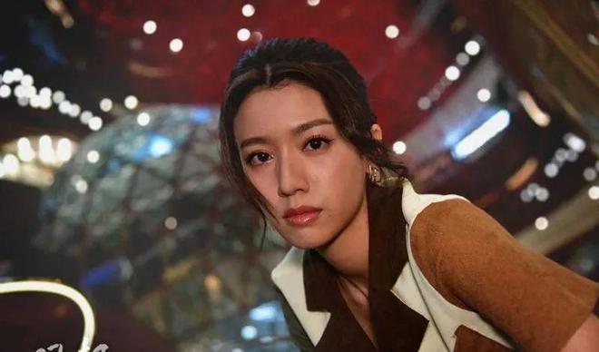 TVB花旦新剧收获好评，被网友骂十年，反击称无需喜欢我