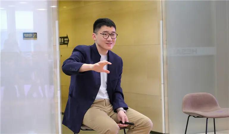 电车头上难看的犄角，终于要没了？