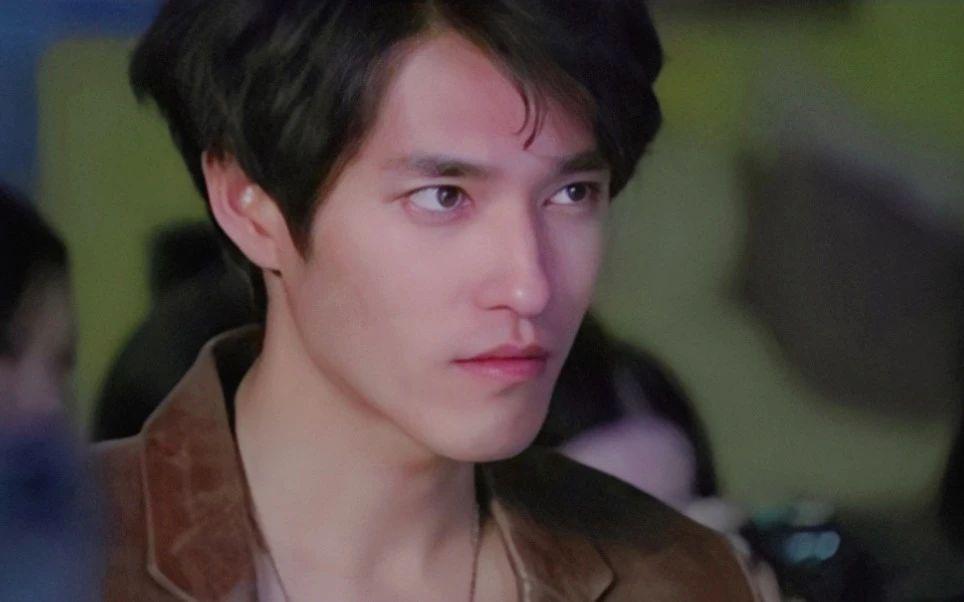 又一对模范夫妻离了!这是装不下去了.