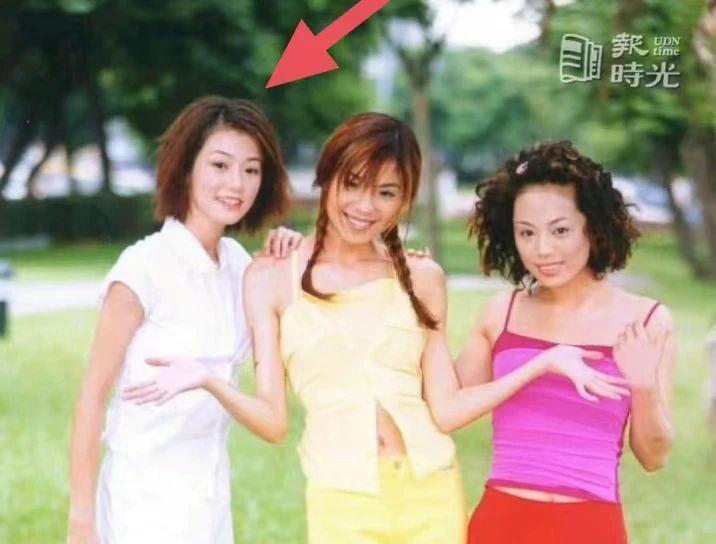 又一对模范夫妻离了!这是装不下去了.