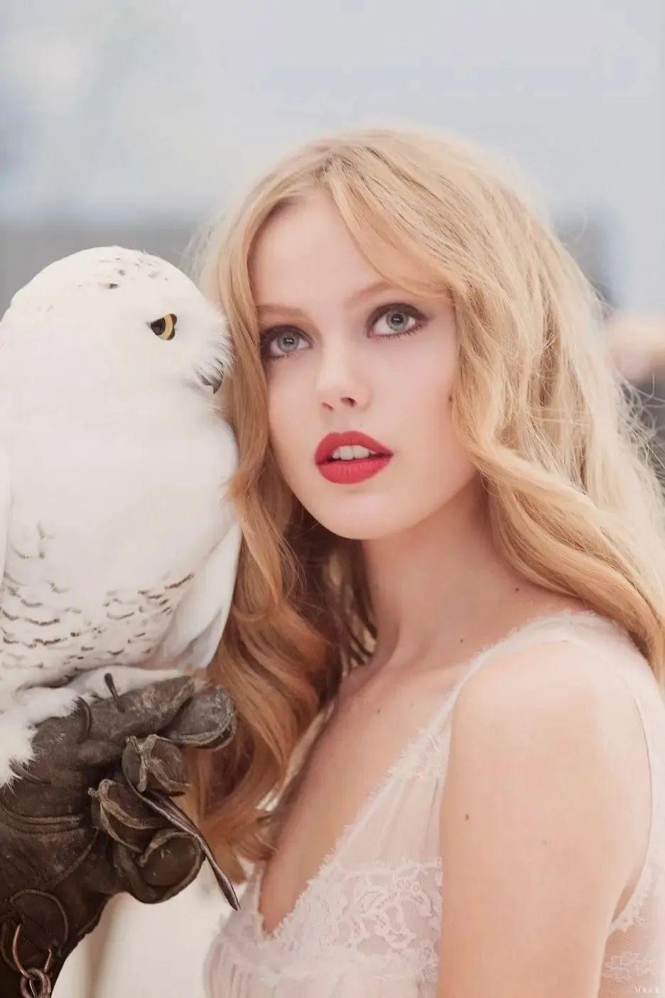 Lisa之后，她也下海了？