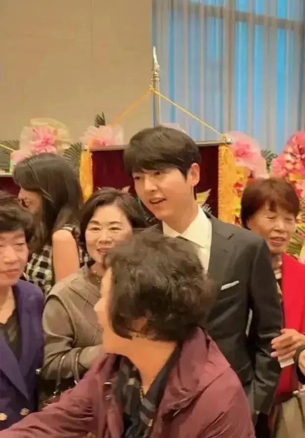 宋仲基定居罗马进军国际市场失利 所有试镜全落选