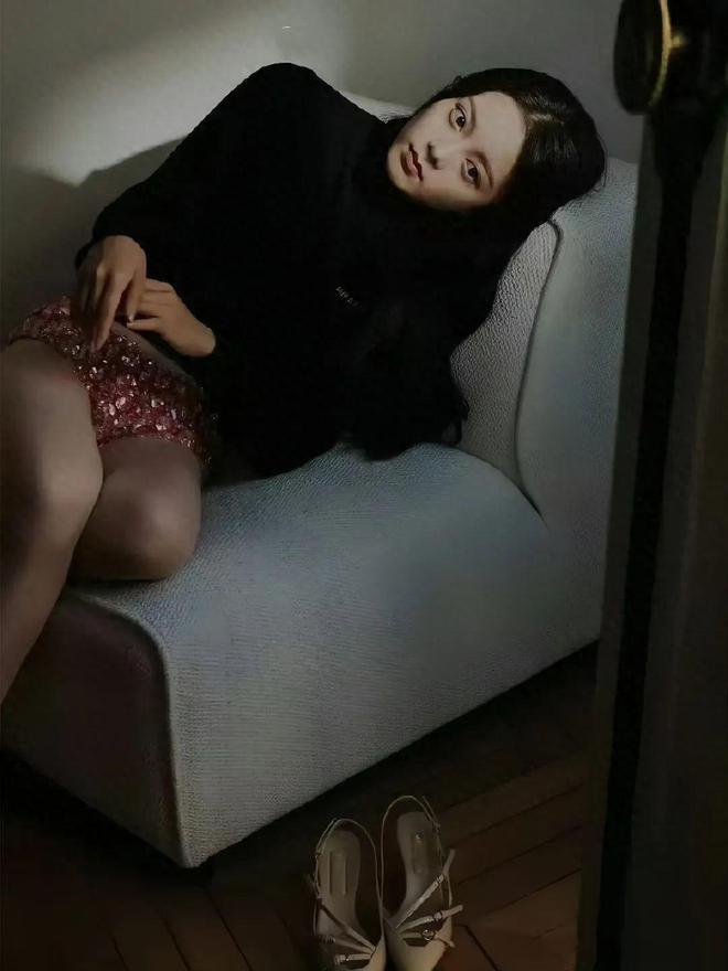 赵今麦最新硬照翻车!4万多镶钻内裤外穿被吐槽