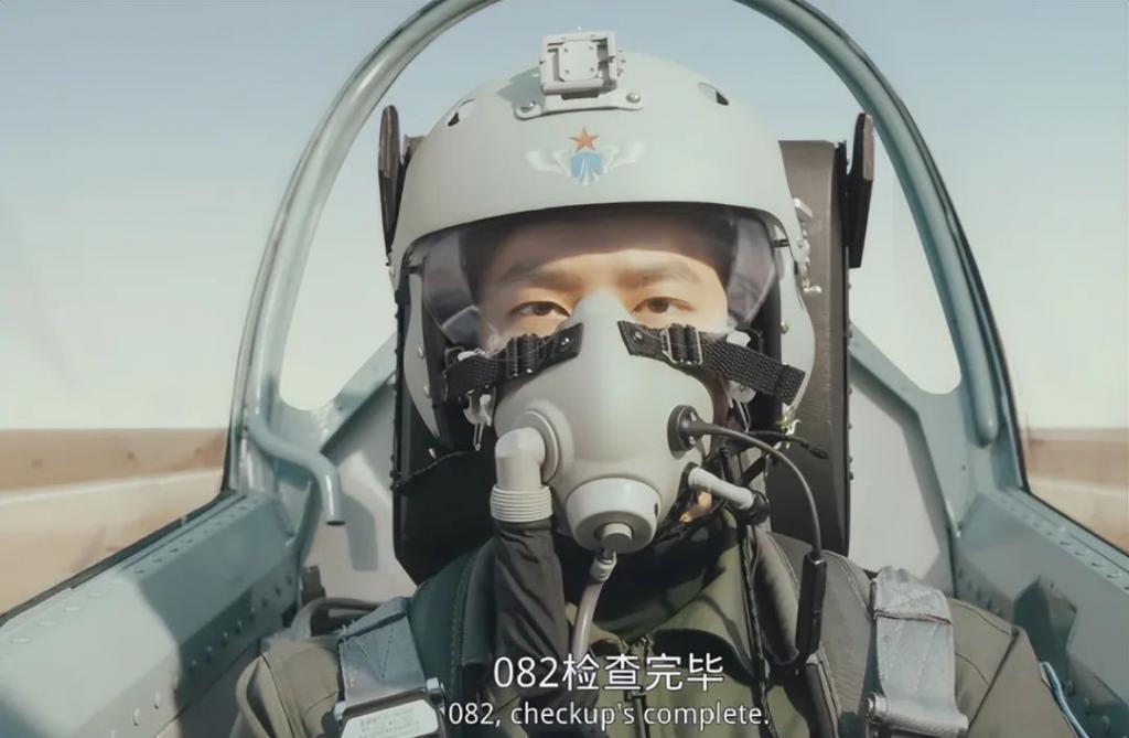 王一博爆冷入围“金鸡奖最佳男配”，背后是金鸡奖上的魔幻与清醒
