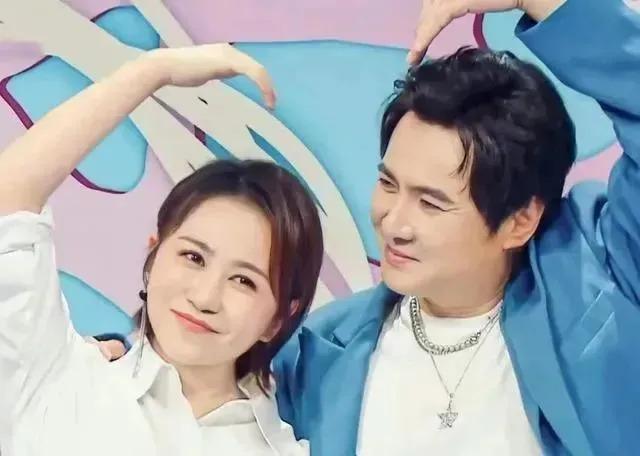 “胖成球”的沈腾妻子，让人看清了娱乐圈世态炎凉